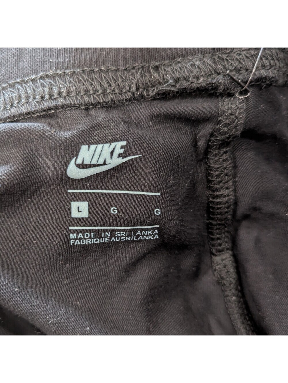 Nike Sportswear Essential Women's Mid-Rise Bike Shorts Black L NWT CZ8527-010 - Picture 5 of 9